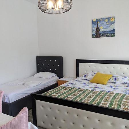 Serenade Beach Durrës Eksteriør bilde