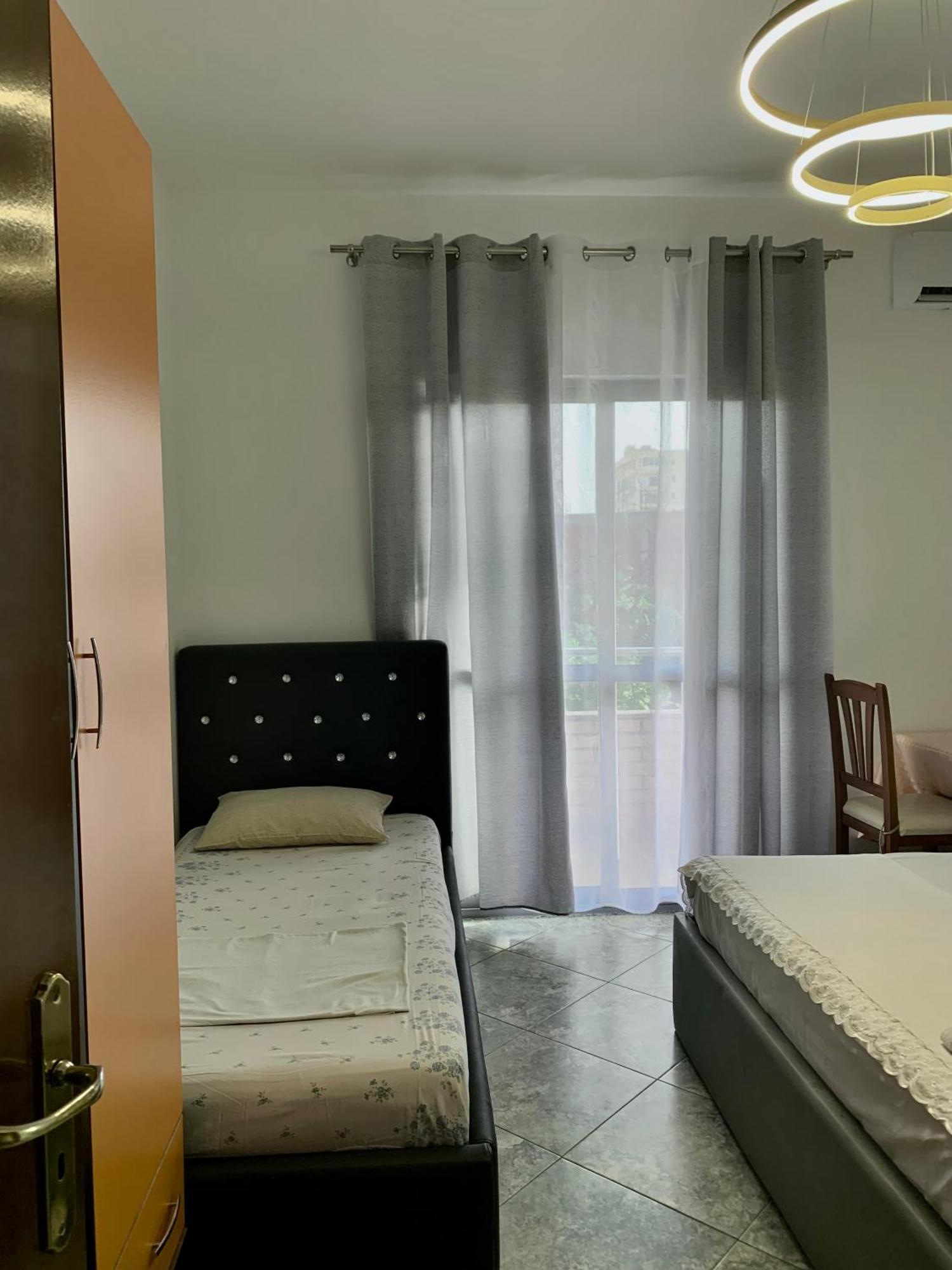 Serenade Beach Durrës Eksteriør bilde