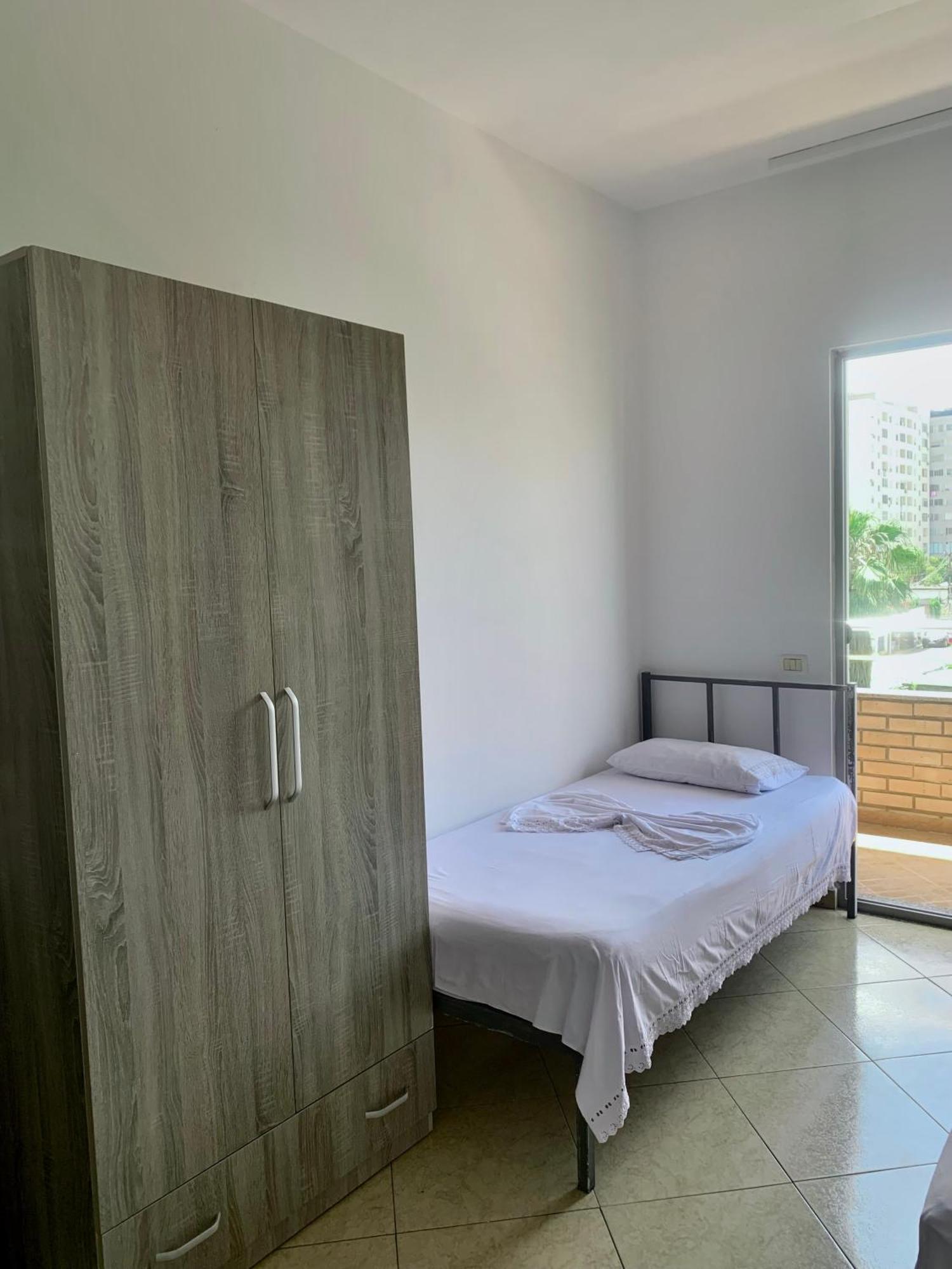 Serenade Beach Durrës Eksteriør bilde